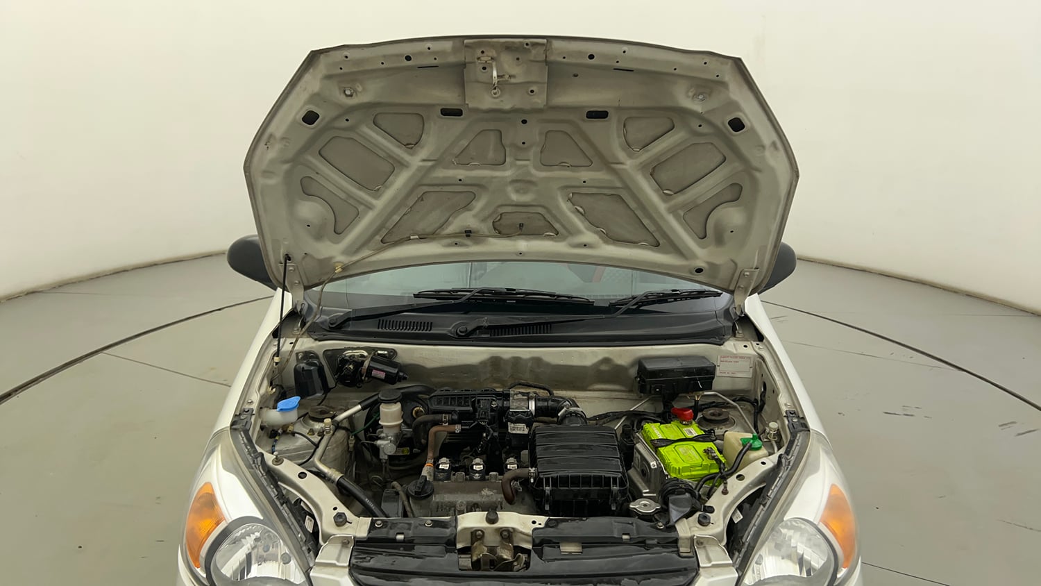 Used 2017 Maruti Suzuki Alto 800 LXi Petrol Manual engine ENGINE & BONNET OPEN FRONT VIEW
