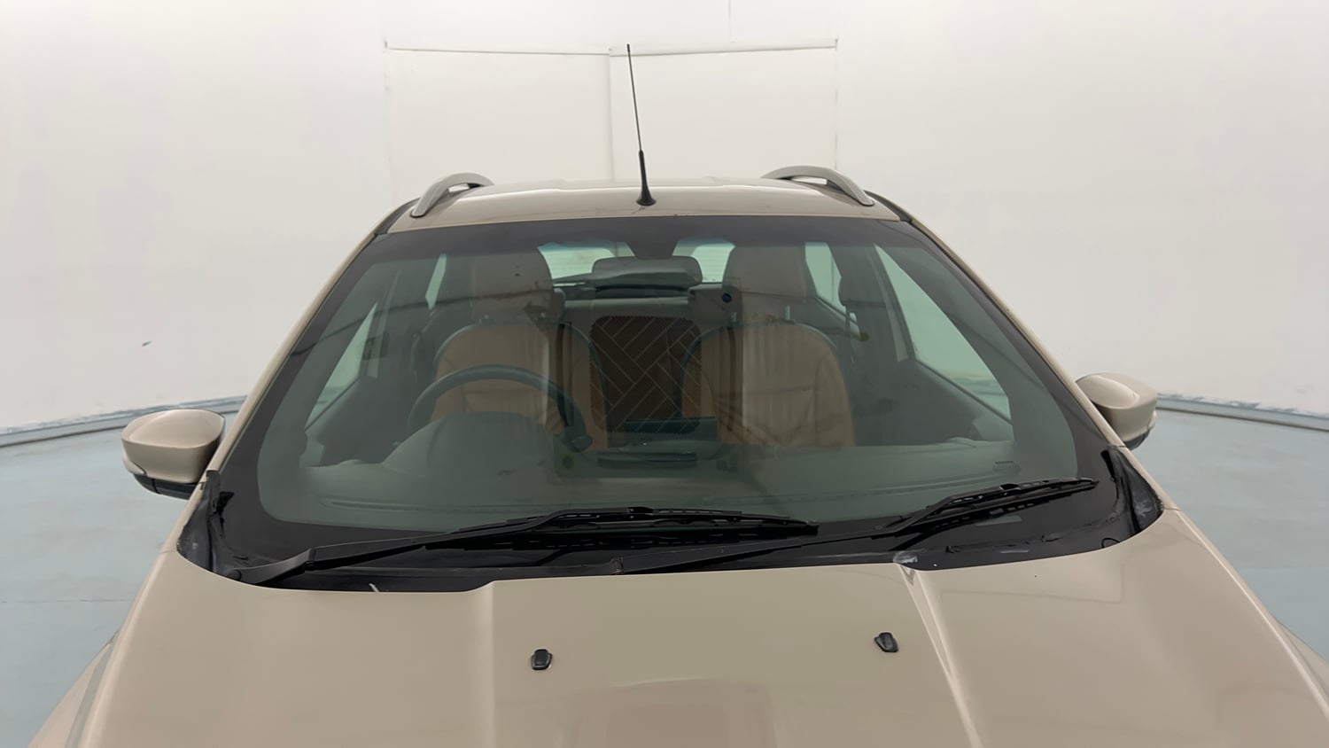 Used 2019 Ford Freestyle Titanium 1.2 Ti-VCT Petrol Manual exterior FRONT WINDSHIELD VIEW