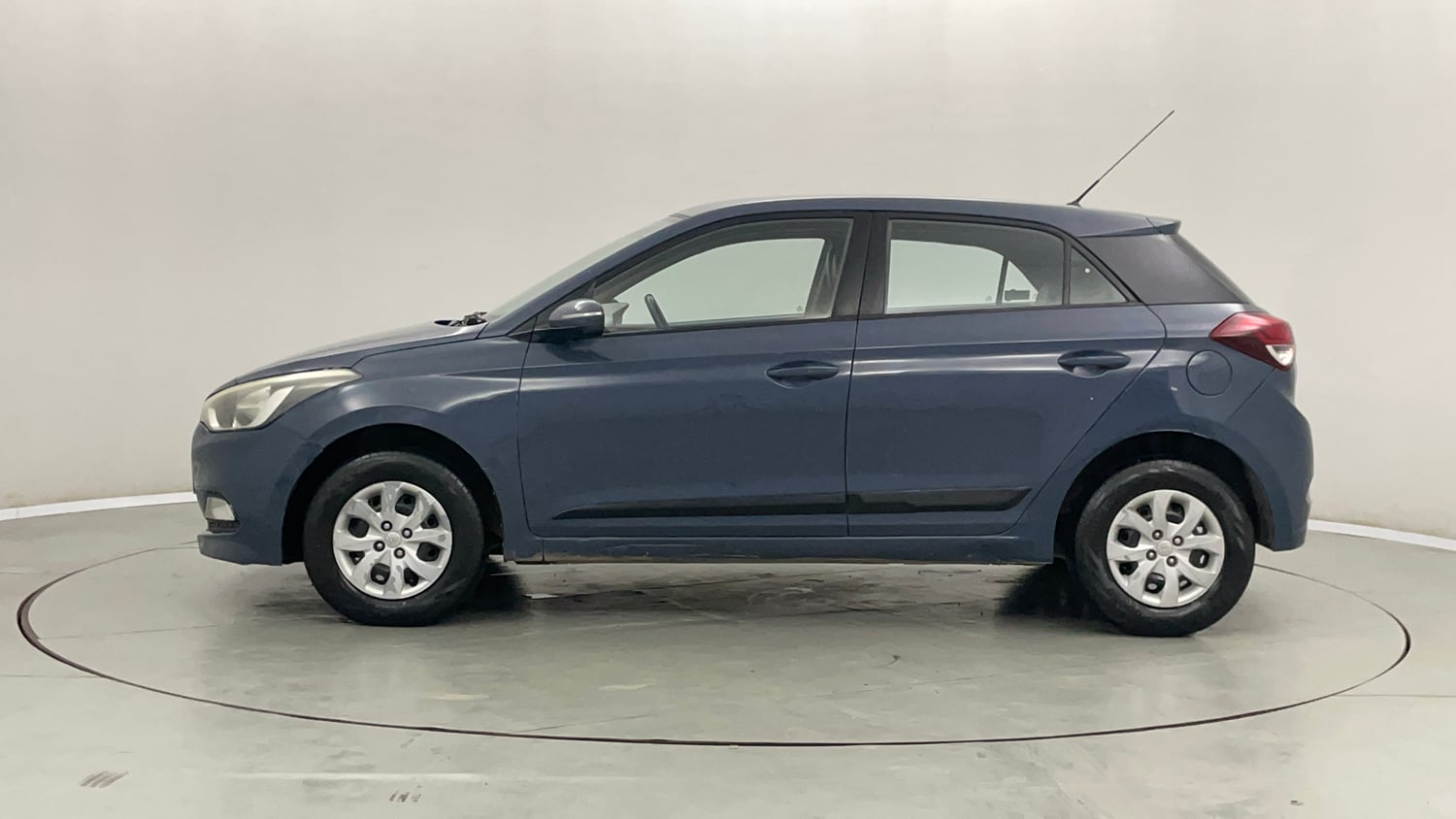 Used 2015 Hyundai Elite i20 Sportz 1.2 Petrol Manual exterior LEFT SIDE VIEW