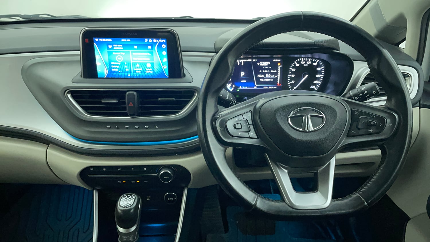Used 2022 Tata Altroz XZA Petrol Petrol Automatic interior STEERING VIEW
