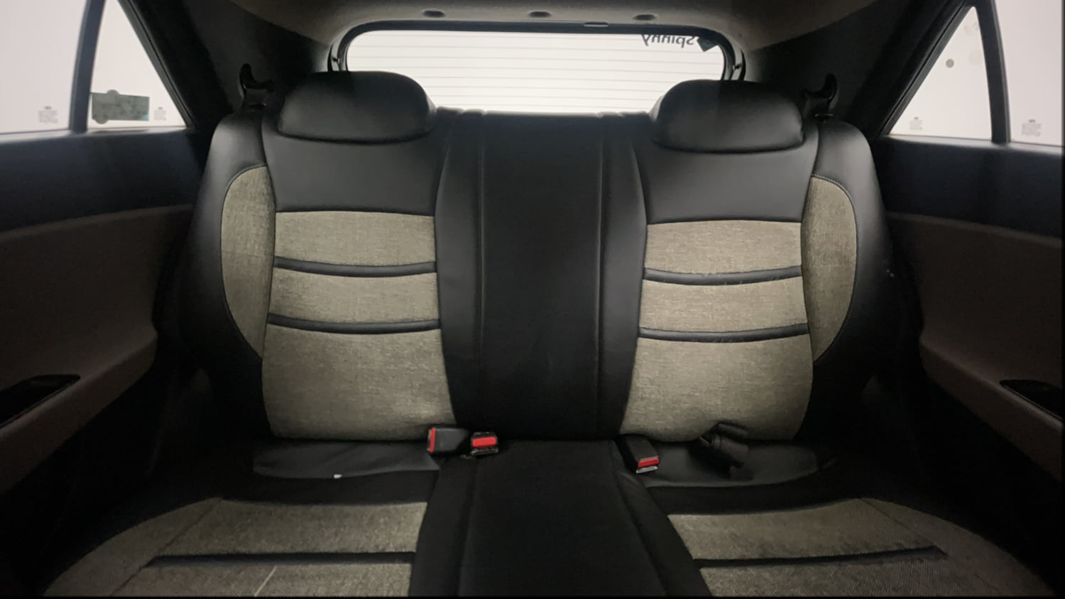 Used 2015 Hyundai Elite i20 Sportz 1.2 Petrol Manual interior REAR SEAT CONDITION VIEW