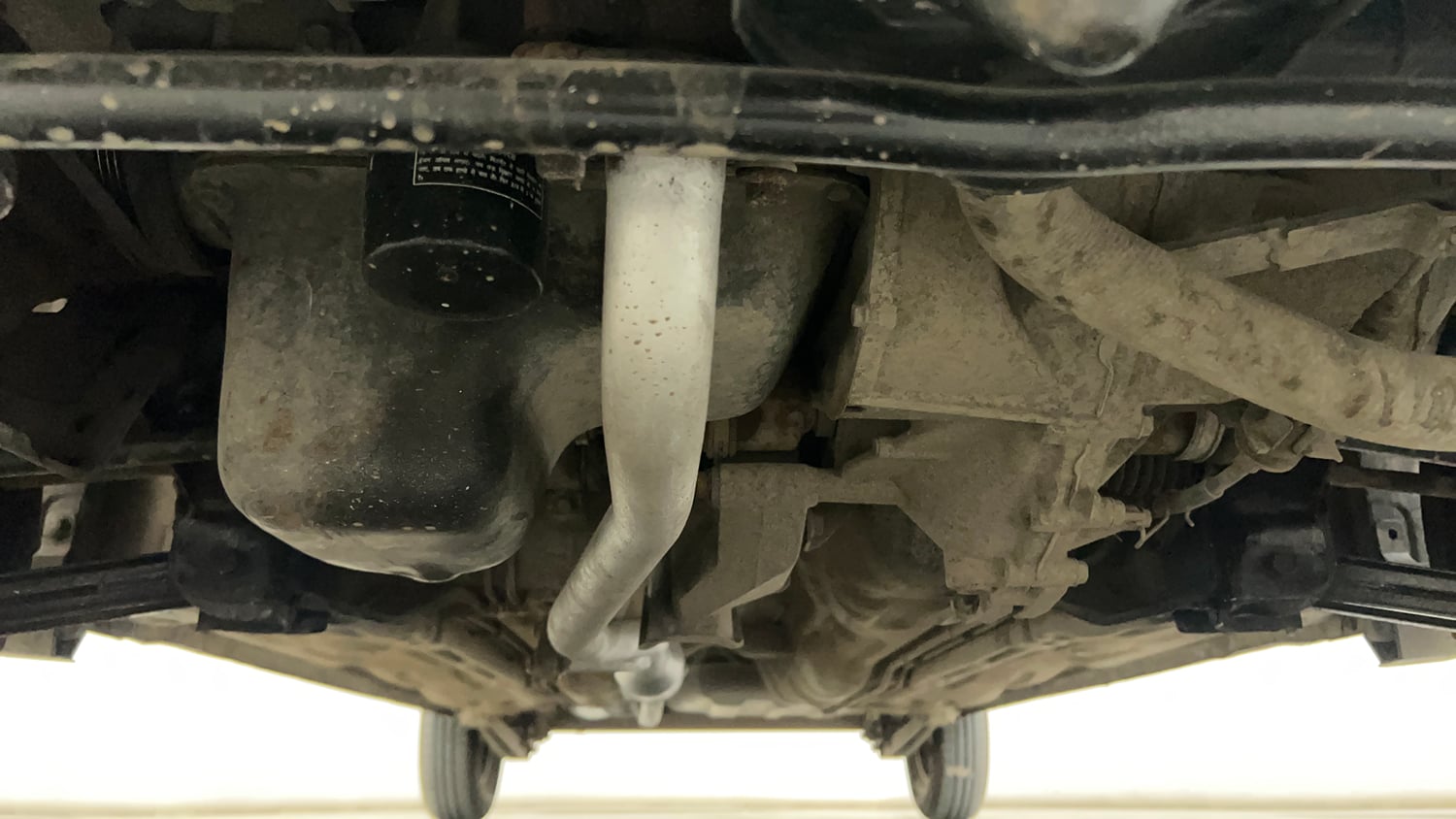 Used 2017 Maruti Suzuki Alto 800 LXi Petrol Manual extra FRONT LEFT UNDERBODY VIEW