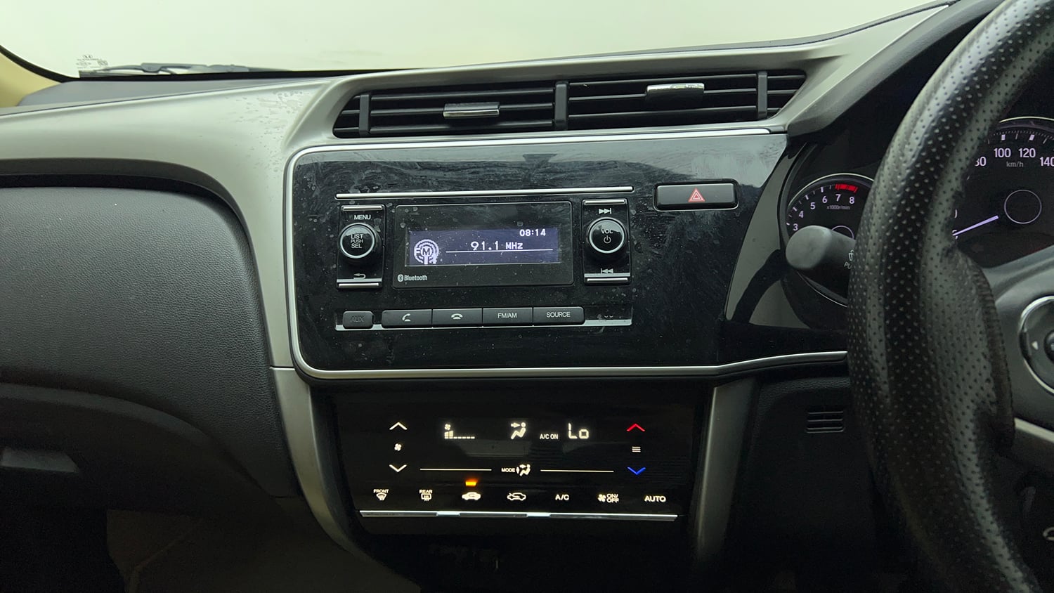 Used 2019 Honda City SV Petrol Petrol Manual top_features Integrated (in-dash) music system