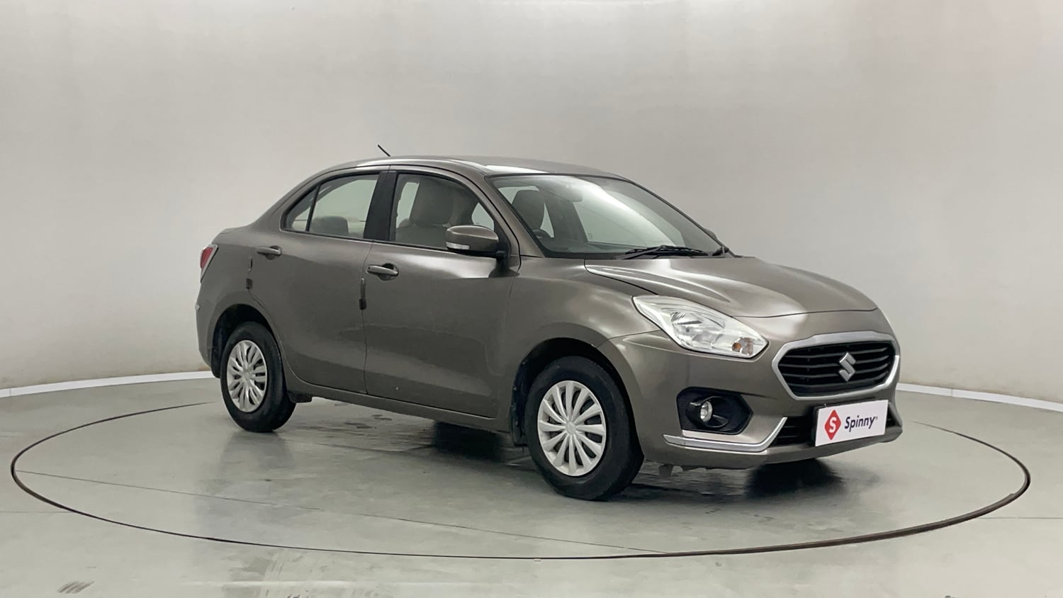 Used 2018 Maruti Suzuki Dzire VXi Petrol Manual exterior RIGHT FRONT CORNER VIEW