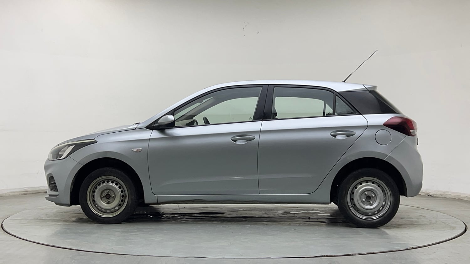 Used 2019 Hyundai Elite i20 Magna Executive 1.2 Petrol Manual exterior LEFT SIDE VIEW