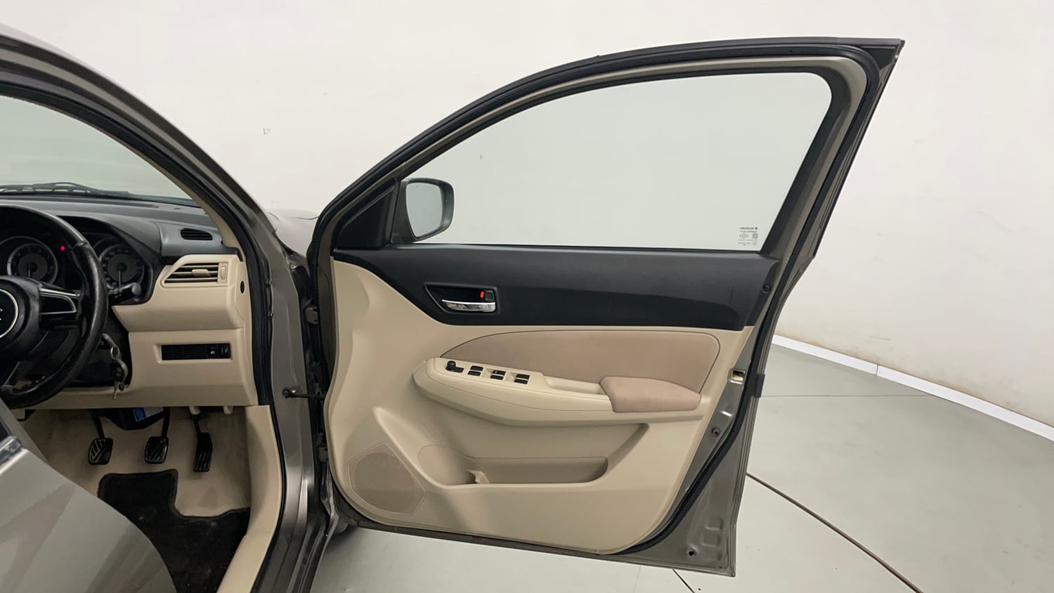 Used 2018 Maruti Suzuki Dzire VXi Petrol Manual interior RIGHT FRONT DOOR OPEN VIEW
