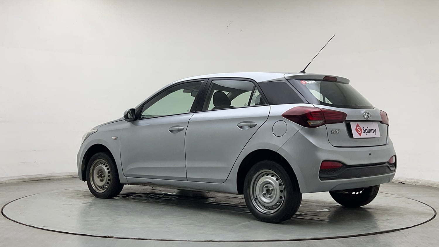 Used 2019 Hyundai Elite i20 Magna Executive 1.2 Petrol Manual exterior LEFT REAR CORNER VIEW