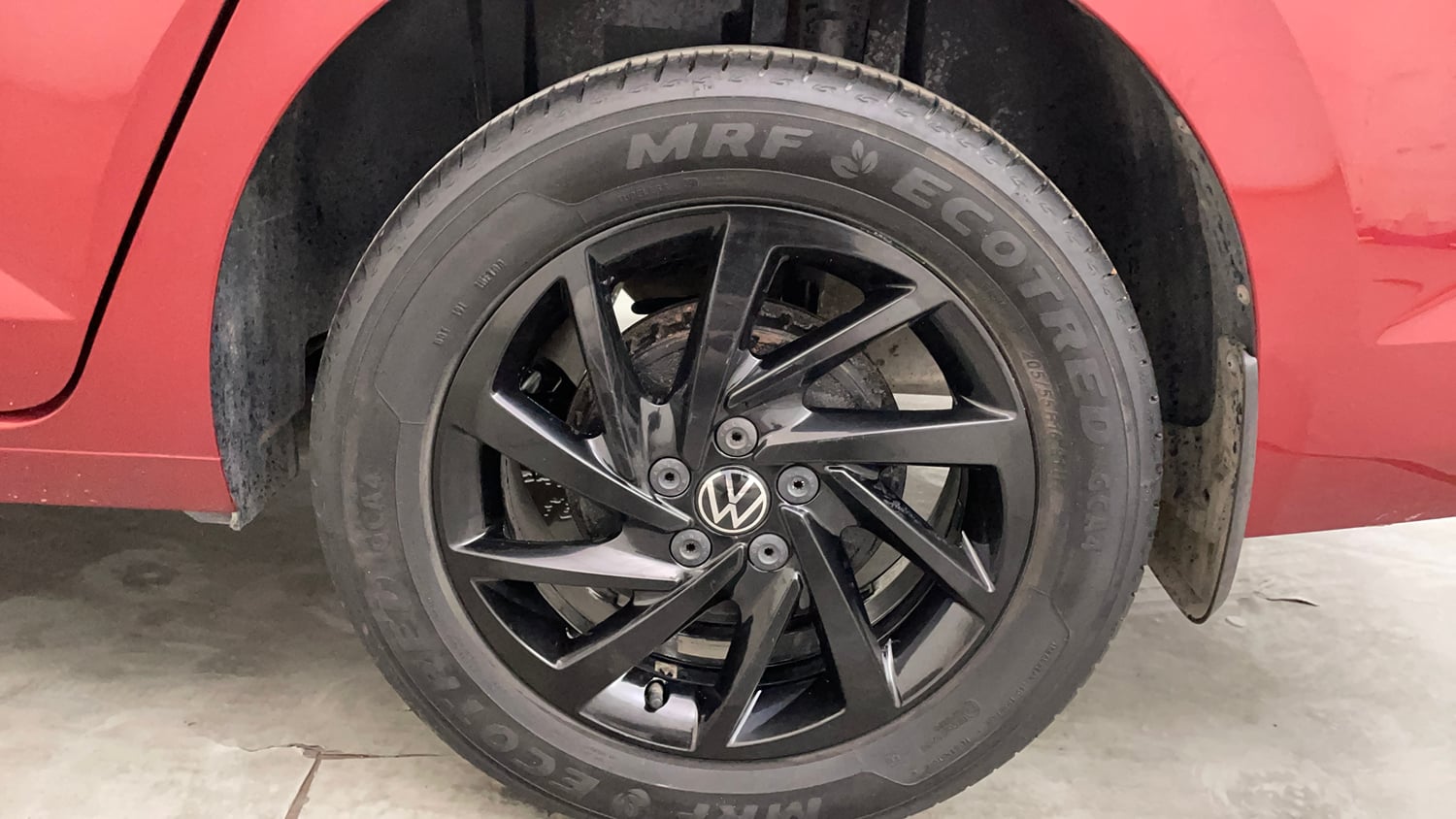Used 2024 Volkswagen Virtus GT 1.5 TSI DSG Petrol Automatic tyres LEFT REAR TYRE RIM VIEW