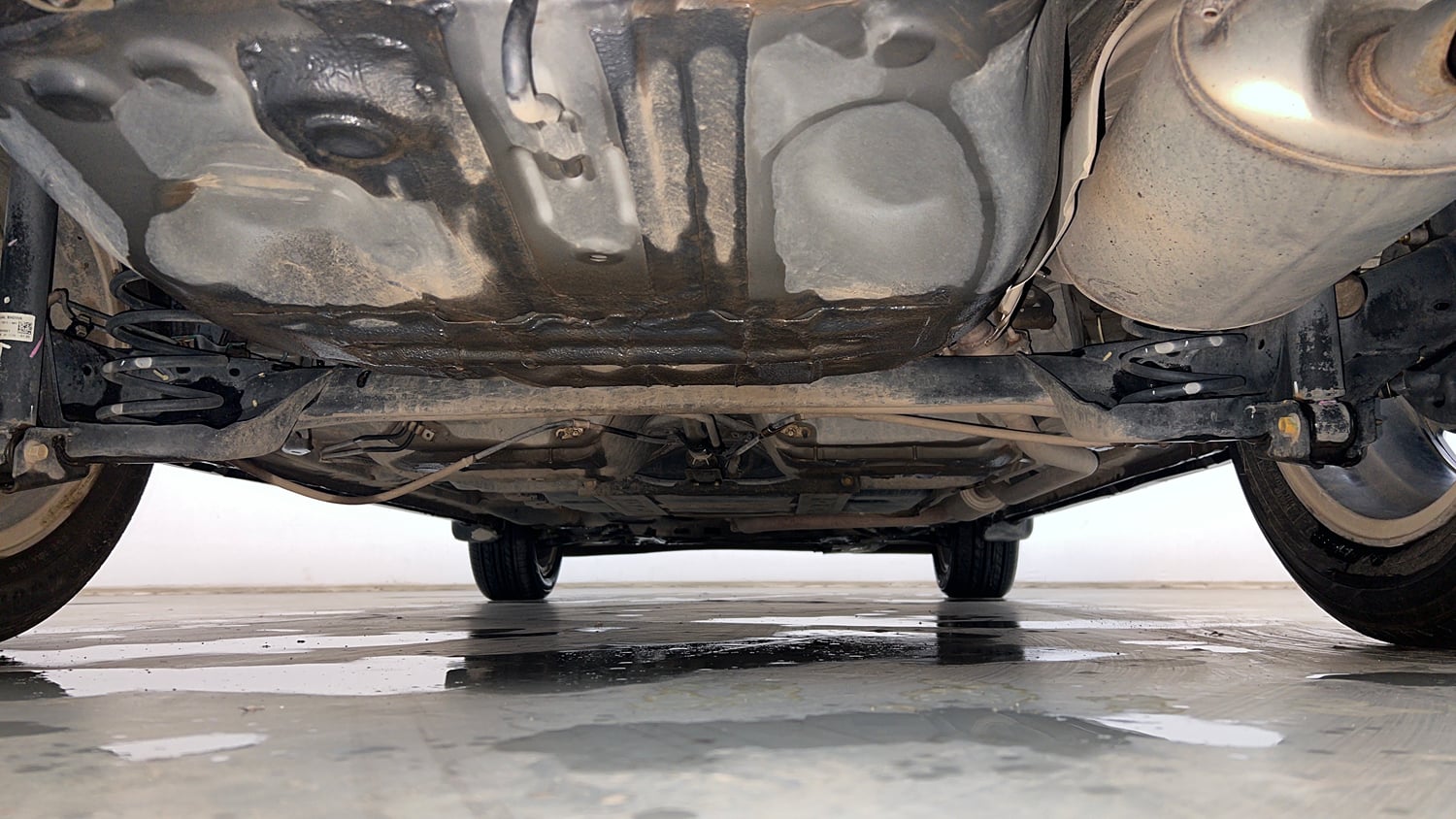 Used 2022 Honda WR-V VX MT Petrol Petrol Manual extra REAR UNDERBODY VIEW (TAKEN FROM REAR)
