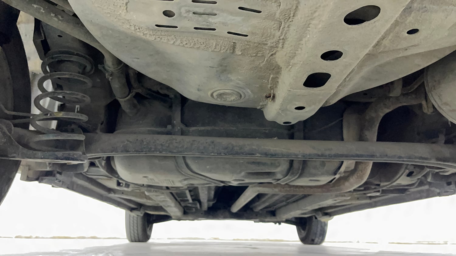 Used 2014 Maruti Suzuki Swift Dzire VDI Diesel Manual extra REAR UNDERBODY VIEW (TAKEN FROM REAR)