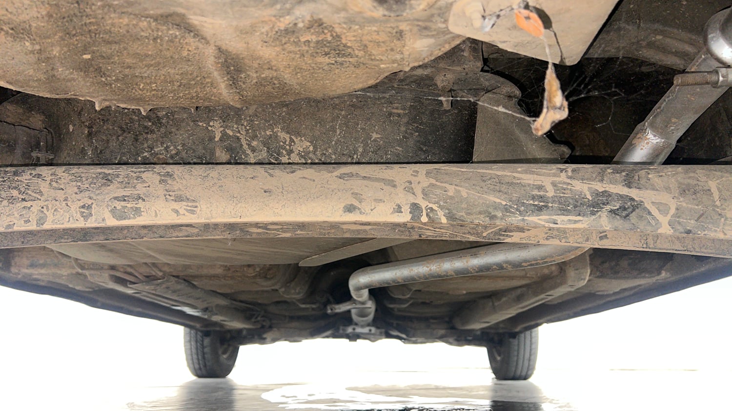 Used 2016 Hyundai i10 Magna 1.1 iRDE2 Petrol Manual extra REAR UNDERBODY VIEW (TAKEN FROM REAR)