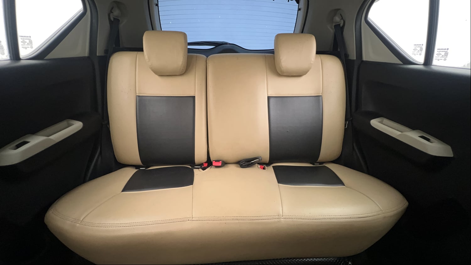 Used 2017 Maruti Suzuki Ignis Zeta 1.2 AMT Petrol Automatic interior REAR SEAT CONDITION VIEW