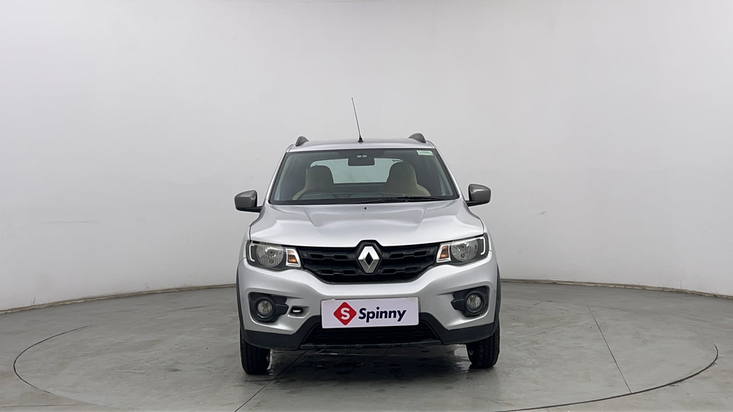 Used 2018 Renault Kwid 1.0 RXT Petrol Manual exterior FRONT VIEW