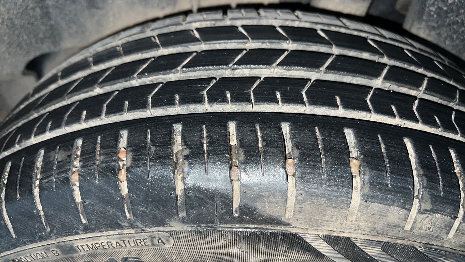Used 2024 Maruti Suzuki Baleno Alpha AGS Petrol Automatic tyres LEFT REAR TYRE TREAD VIEW