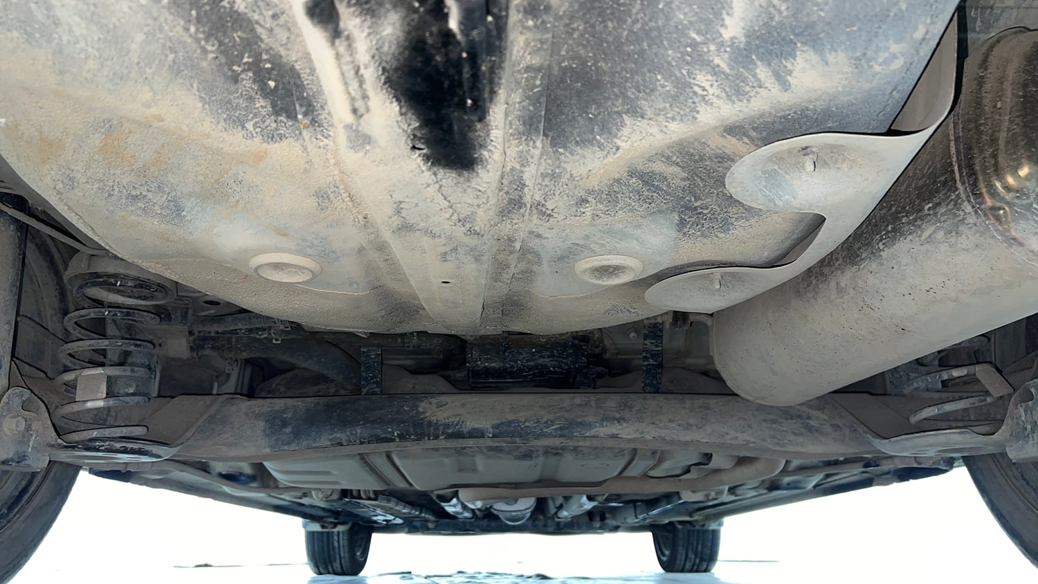 Used 2022 Hyundai Verna S Plus 1.5 VTVT Petrol Manual extra REAR UNDERBODY VIEW (TAKEN FROM REAR)