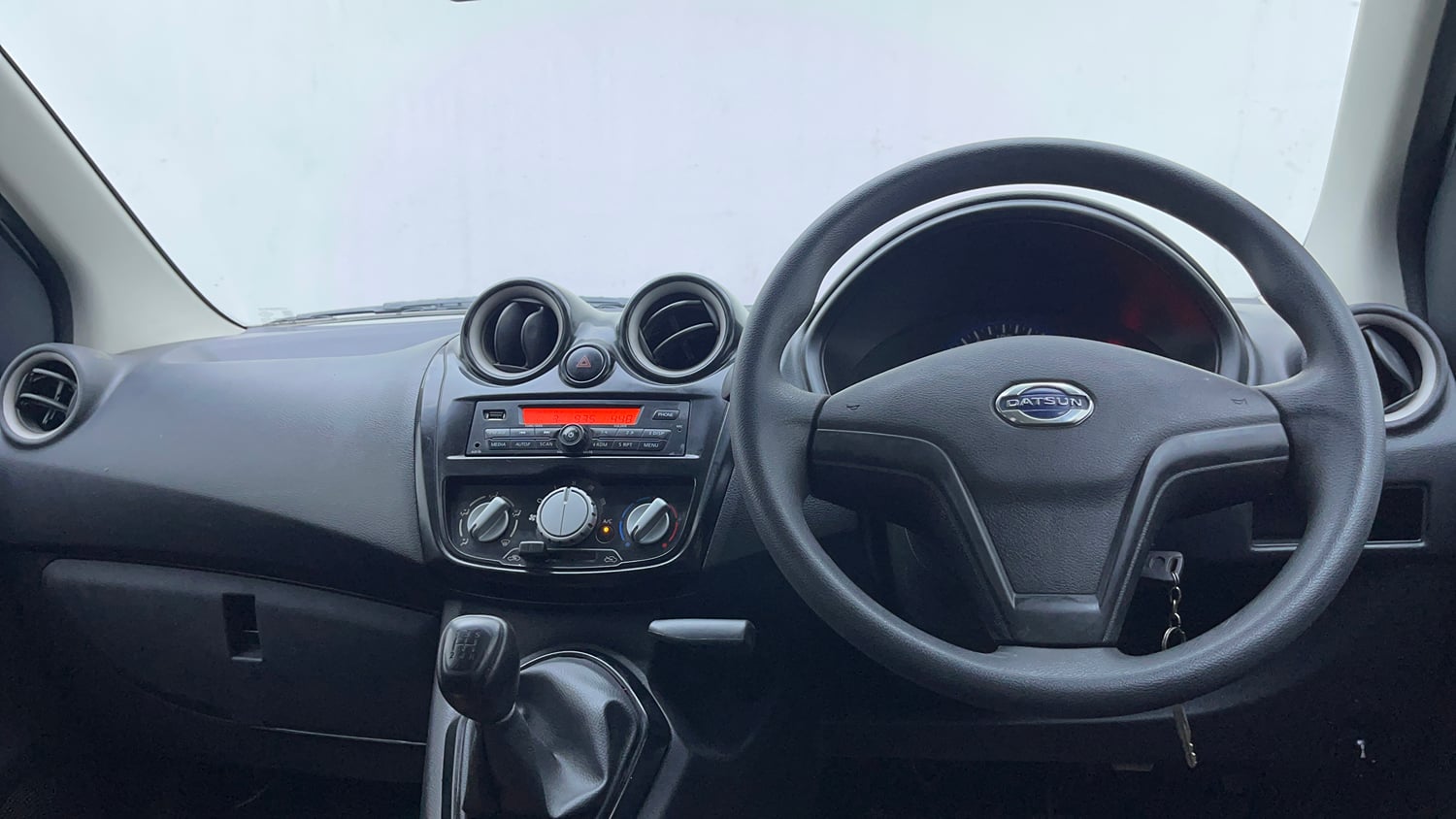 Used 2018 Datsun Go Plus T Petrol Manual interior DASHBOARD VIEW