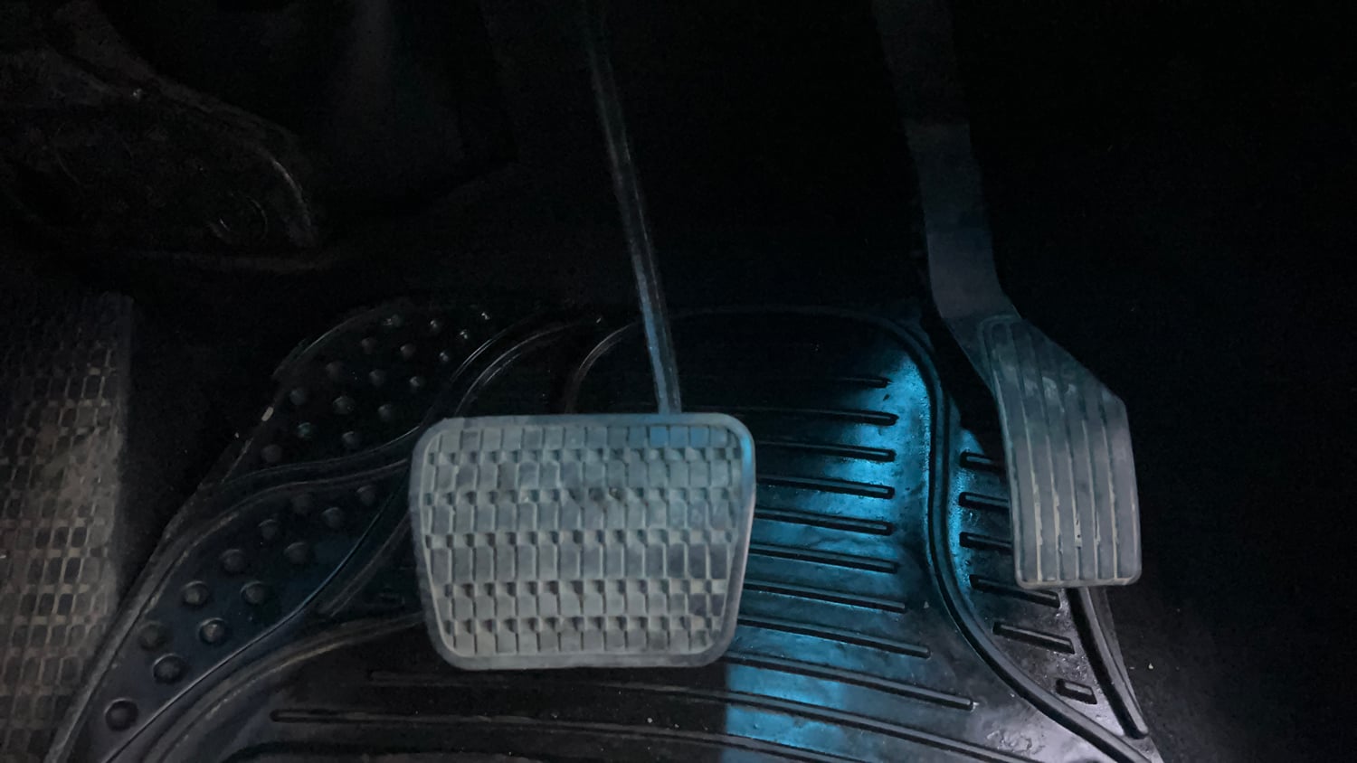 Used 2023 Tata Altroz XZA Plus (S) Petrol Automatic interior PEDALS VIEW