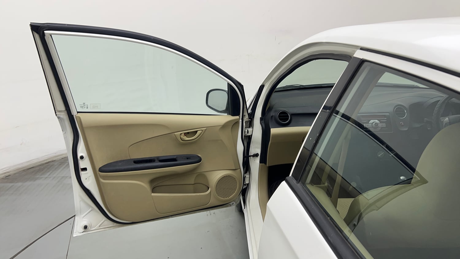 Used 2014 Honda Amaze 1.2 S i-VTEC Petrol Manual interior LEFT FRONT DOOR OPEN VIEW