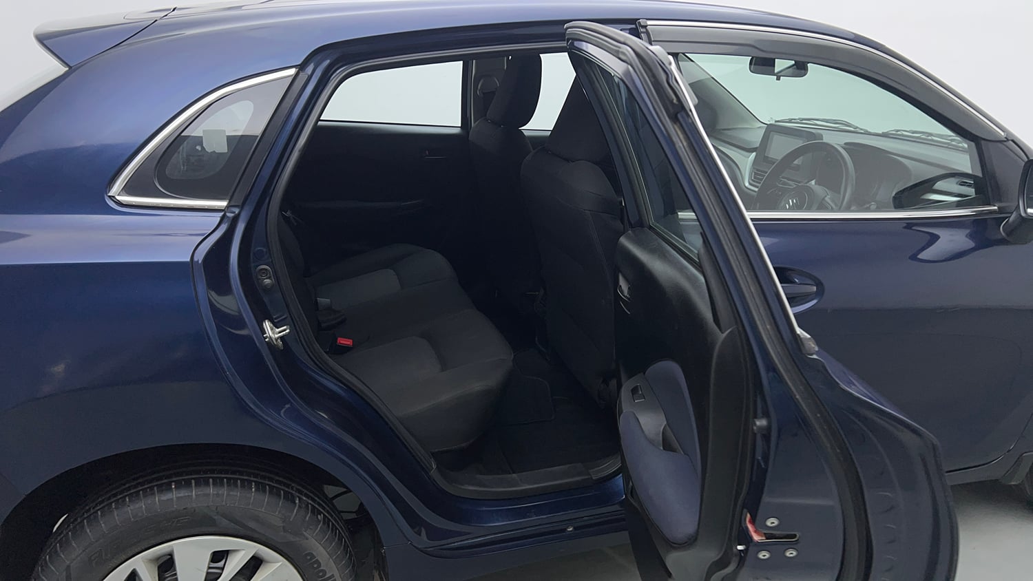 Used 2022 Maruti Suzuki Baleno Delta MT Petrol Manual interior RIGHT SIDE REAR DOOR CABIN VIEW