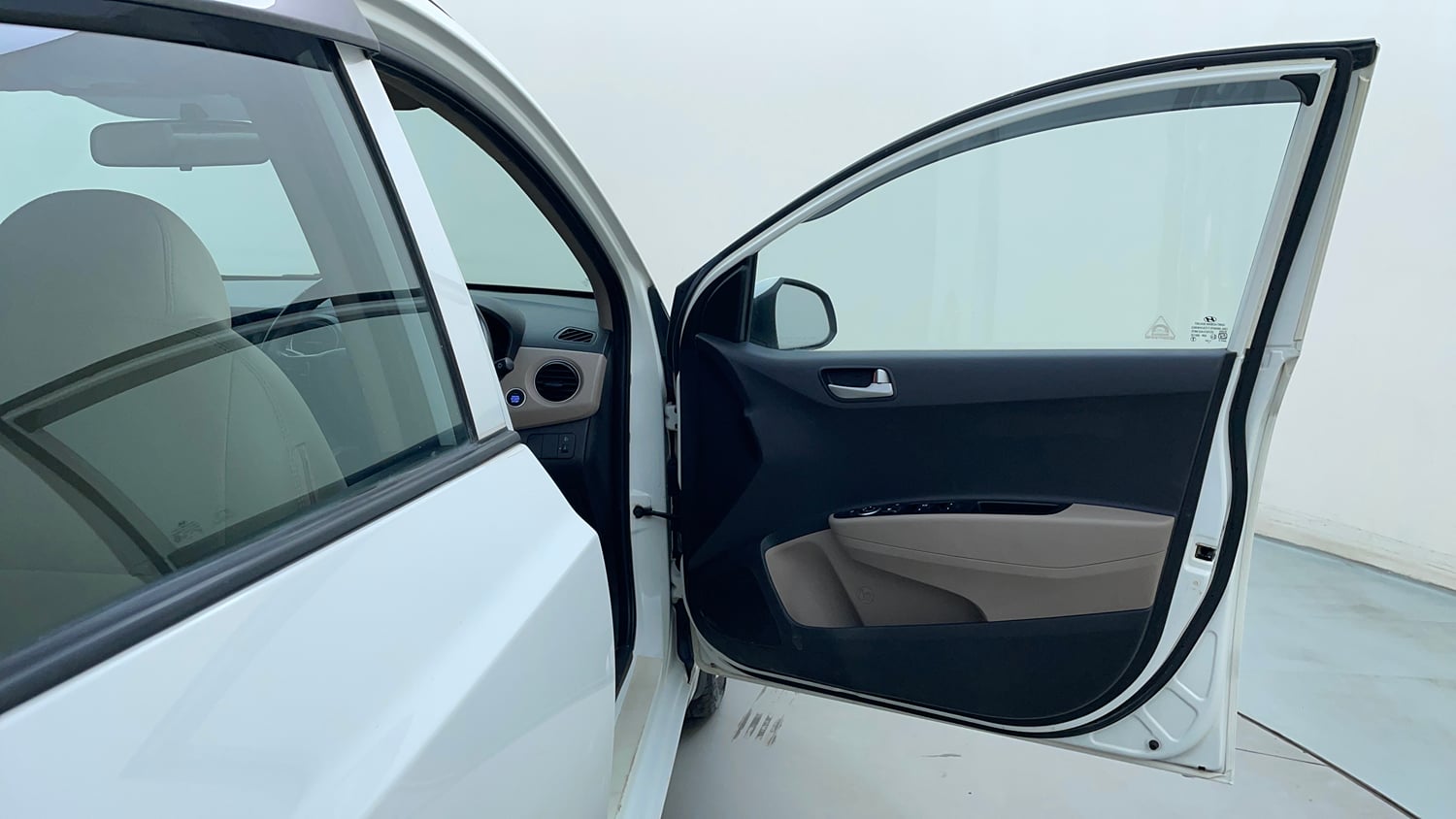 Used 2014 Hyundai Grand i10 Asta AT 1.2 Kappa VTVT Petrol Automatic interior RIGHT FRONT DOOR OPEN VIEW