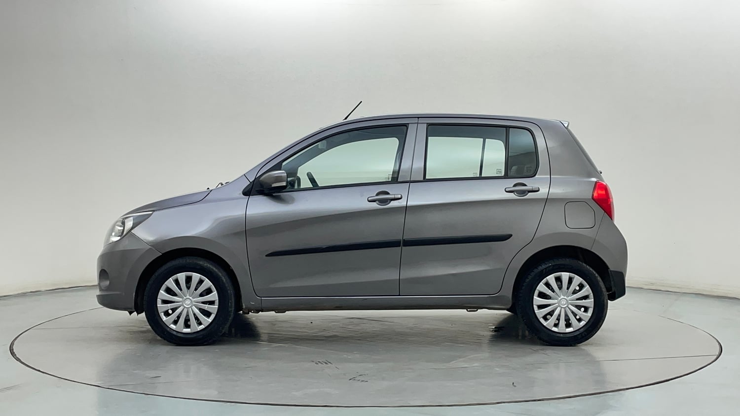 Used 2016 Maruti Suzuki Celerio ZXI (O) AMT Petrol Automatic exterior LEFT SIDE VIEW