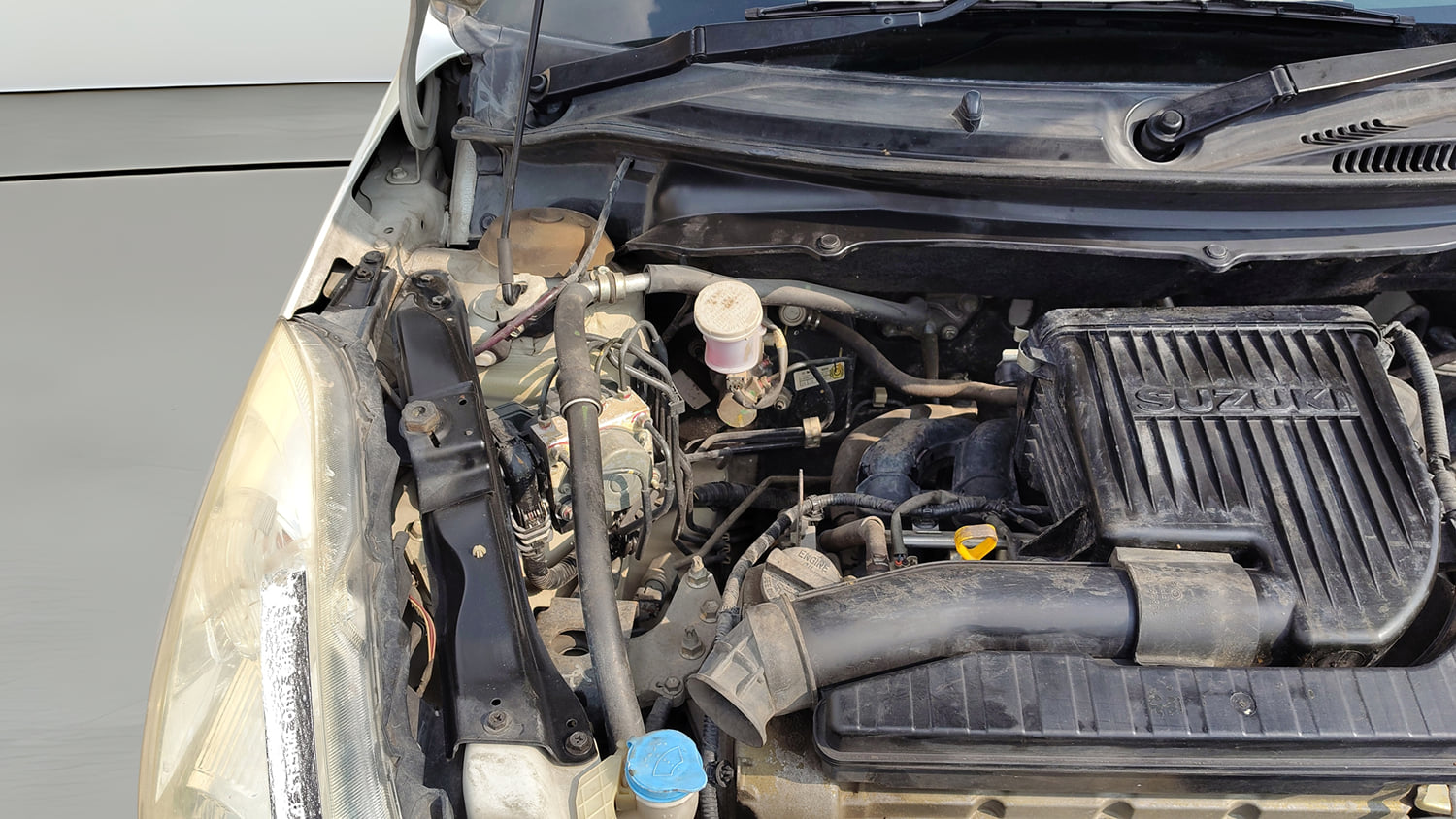 Used 2012 Maruti Suzuki Swift Dzire ZXI Petrol Manual engine ENGINE RIGHT SIDE VIEW