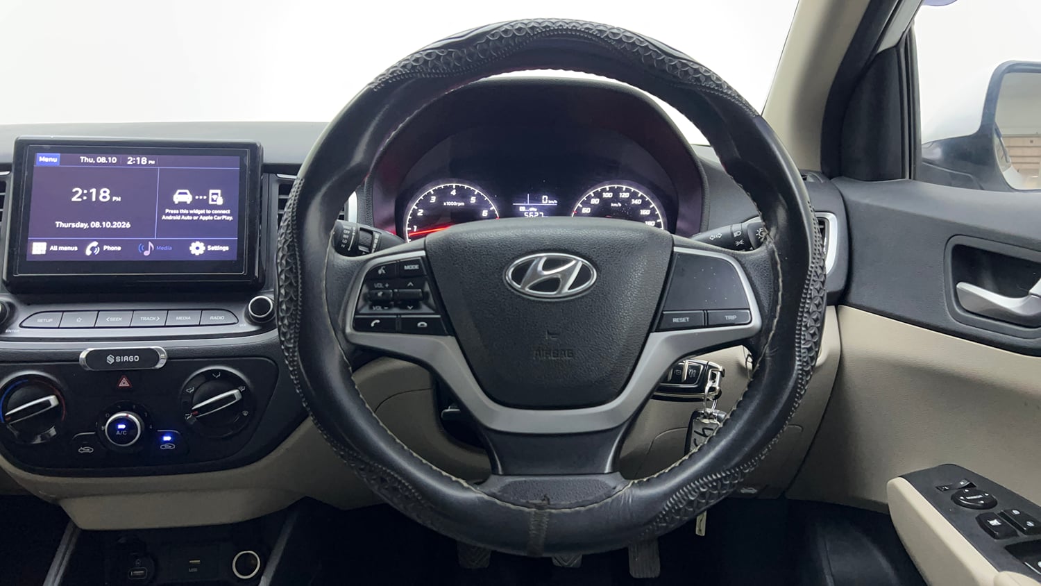 Used 2022 Hyundai Verna S Plus 1.5 VTVT Petrol Manual interior STEERING VIEW