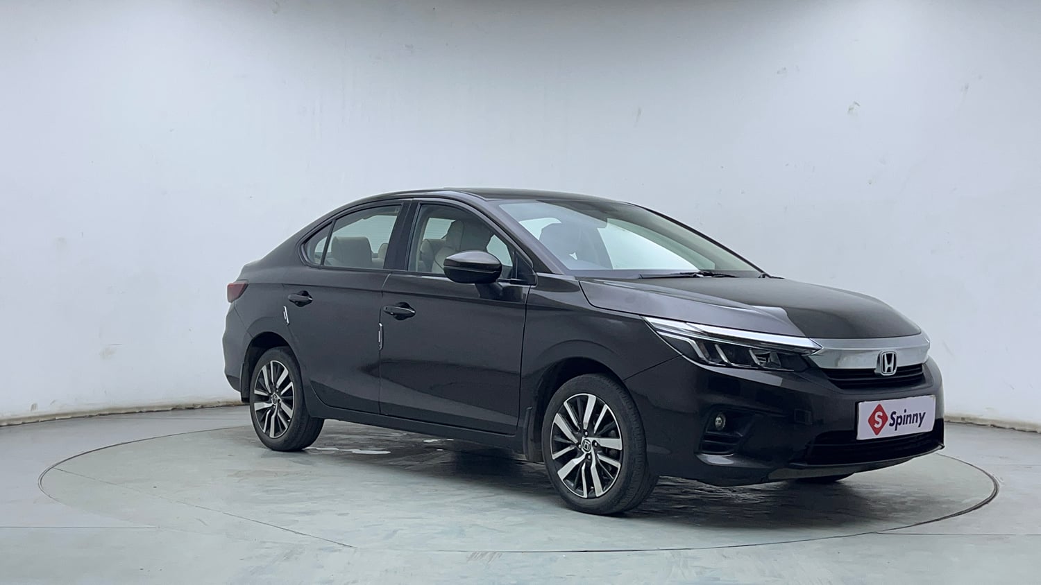 Used 2020 Honda City VX CVT Petrol Petrol Automatic exterior RIGHT FRONT CORNER VIEW
