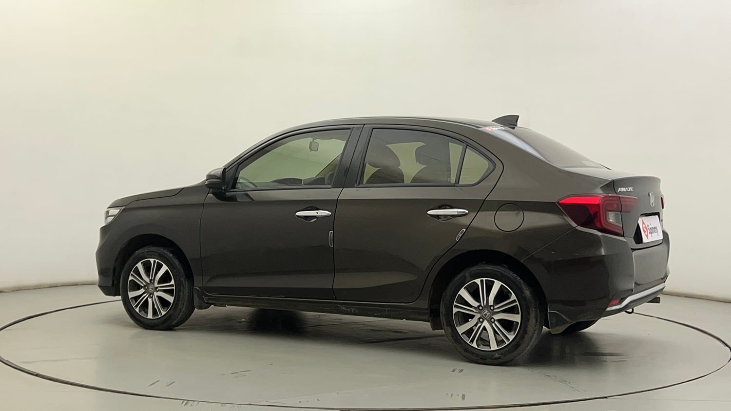 Used 2024 Honda Amaze VX 1.2 Petrol CVT Petrol Automatic exterior LEFT REAR CORNER VIEW