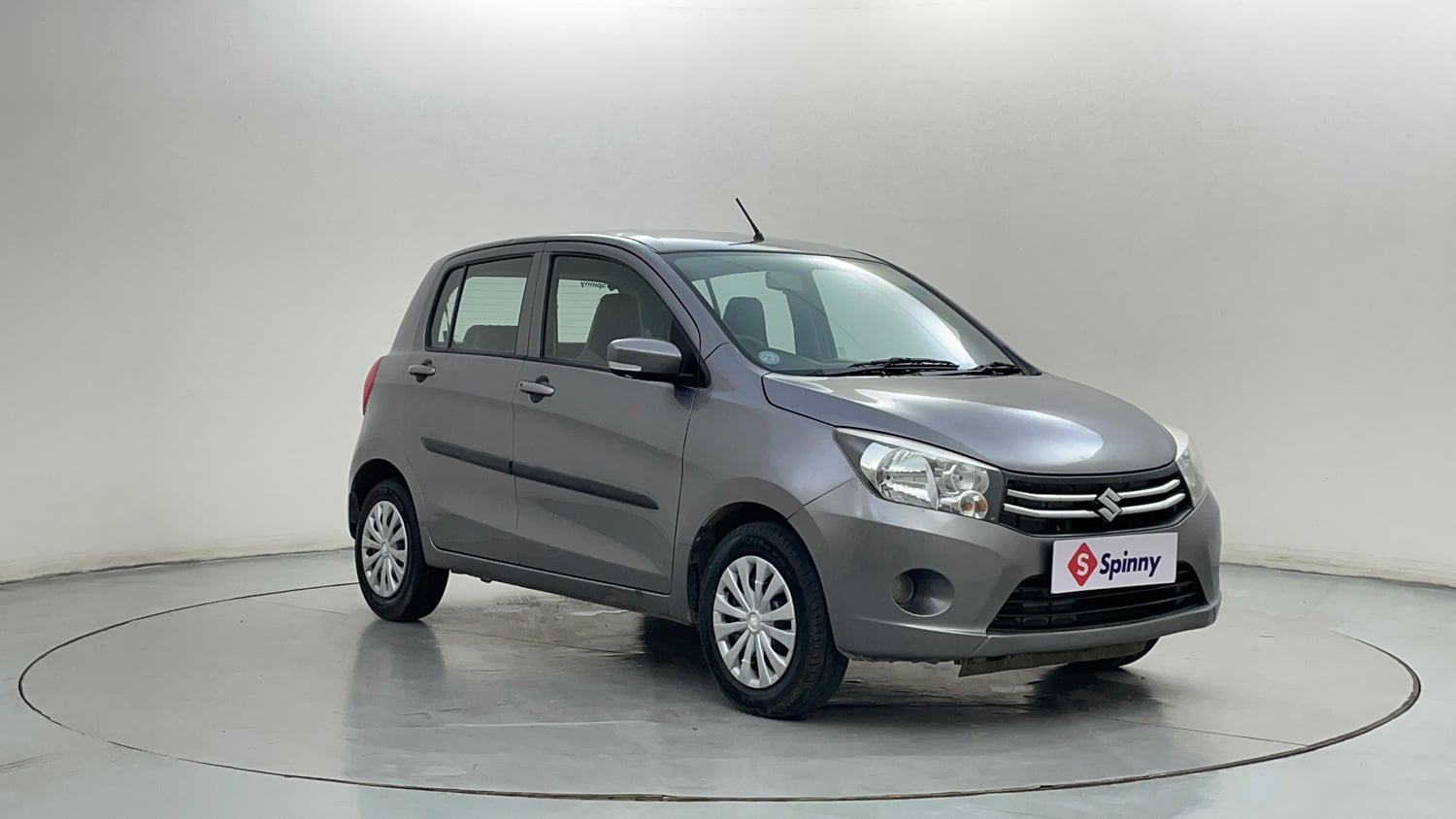 Used 2016 Maruti Suzuki Celerio ZXI (O) AMT Petrol Automatic exterior RIGHT FRONT CORNER VIEW