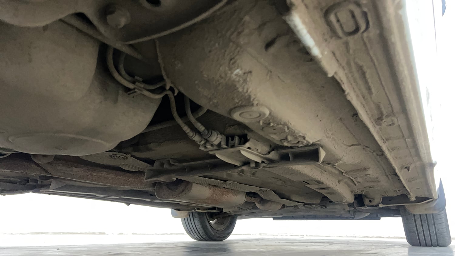 Used 2022 Skoda Slavia Ambition 1.0L TSI AT Petrol Automatic extra REAR RIGHT UNDERBODY VIEW