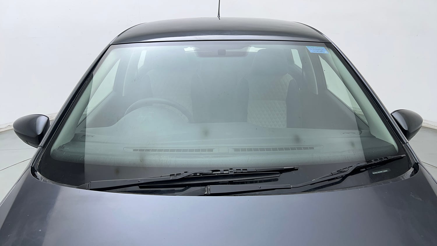 Used 2021 Volkswagen Polo Comfortline 1.0L MPI Petrol Manual exterior FRONT WINDSHIELD VIEW