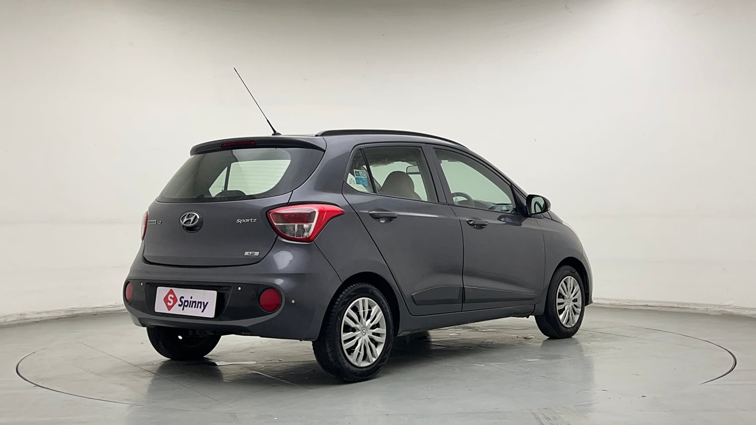 Used 2017 Hyundai Grand i10 Sportz (O) 1.2 kappa VTVT CNG (Outside Fitted) Cng Manual exterior RIGHT REAR CORNER VIEW
