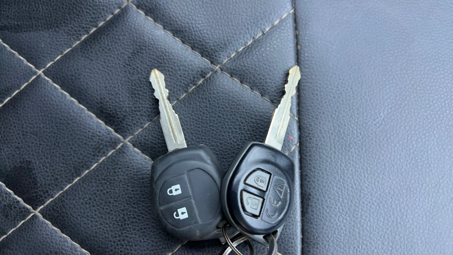 Used 2018 Maruti Suzuki Ignis Delta 1.2 MT Petrol Manual extra CAR KEY VIEW