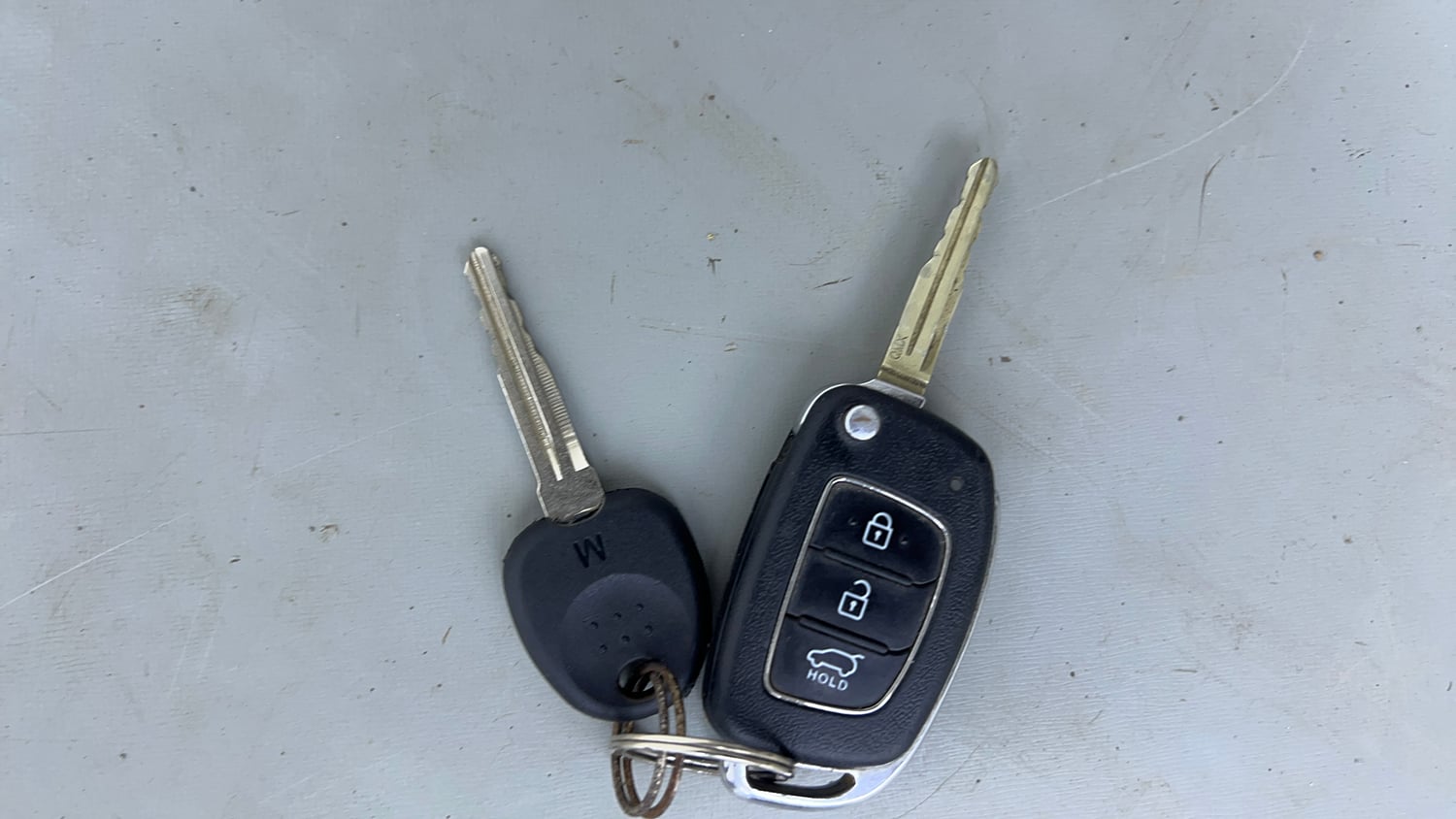 Used 2022 Hyundai i20 Sportz 1.2 MT Petrol Manual extra CAR KEY VIEW
