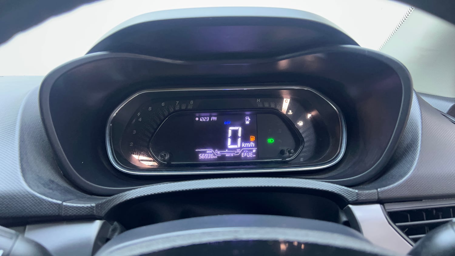 Used 2022 Tata Nexon XM Petrol Manual interior CLUSTERMETER VIEW