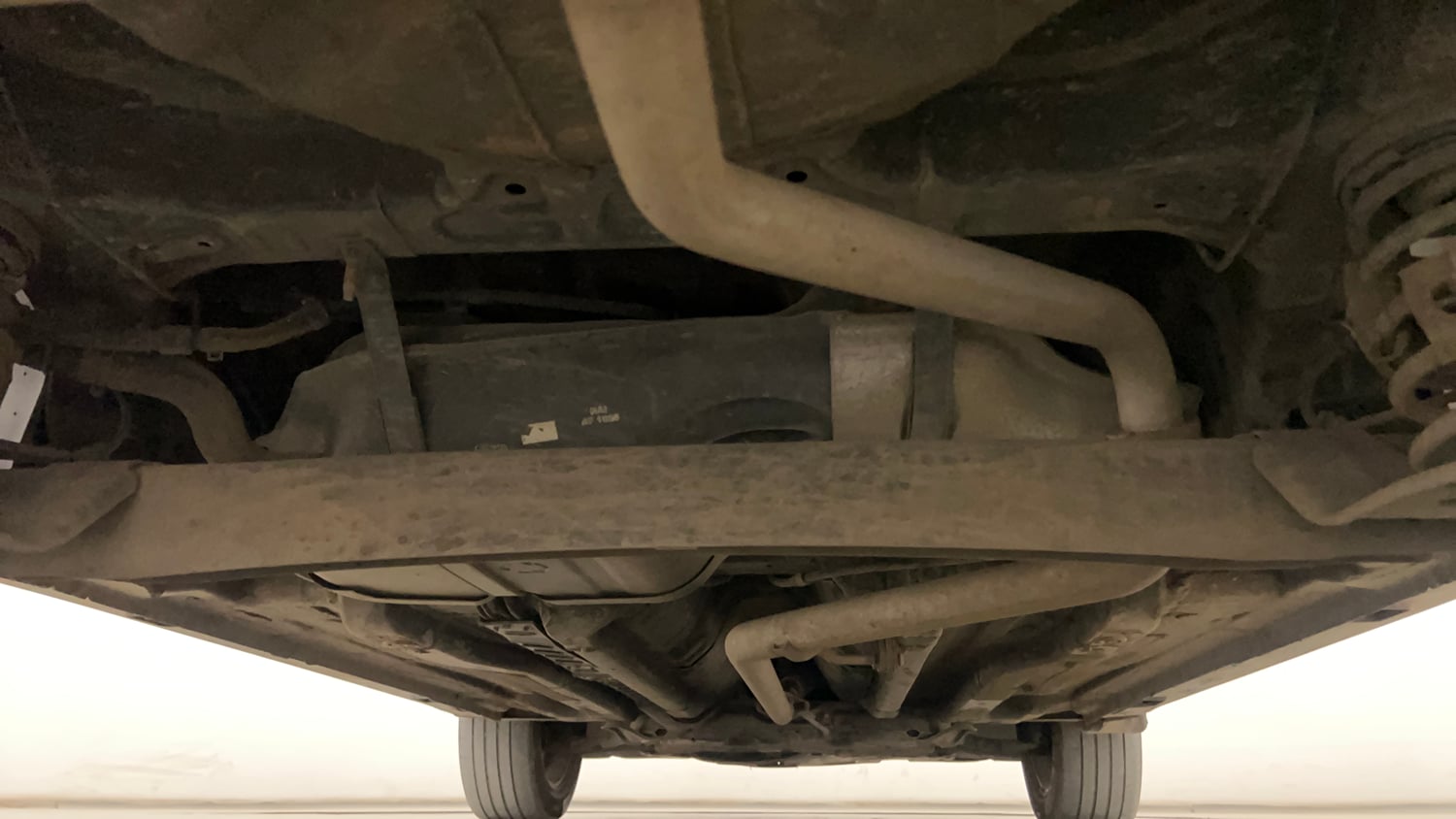 Used 2018 Hyundai Creta SX 1.6 AT CRDi Diesel Automatic extra REAR UNDERBODY VIEW (TAKEN FROM REAR)