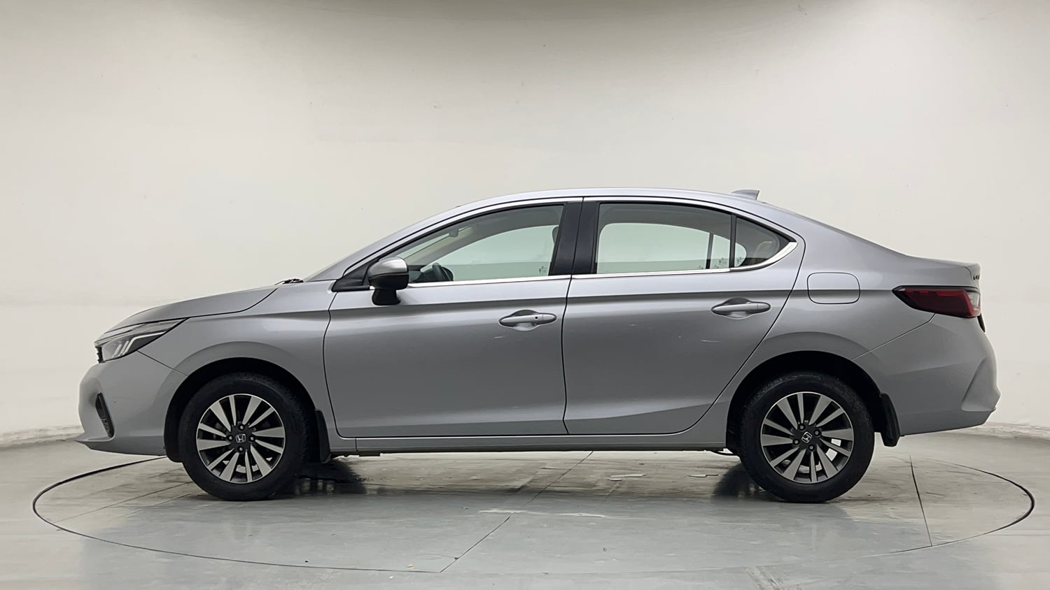 Used 2023 Honda City V Petrol CVT Petrol Automatic exterior LEFT SIDE VIEW