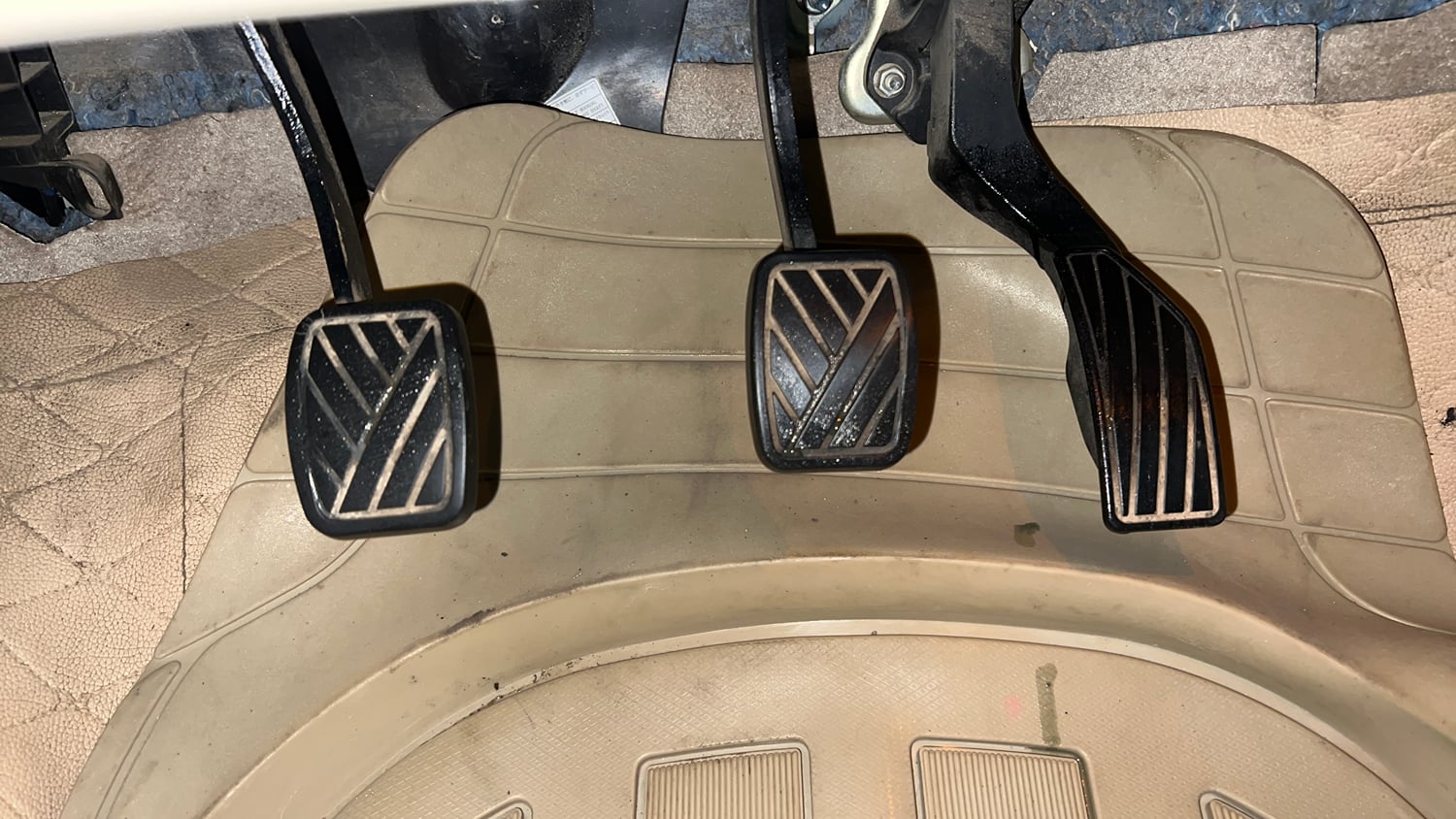 Used 2022 Maruti Suzuki Ciaz Zeta 1.5 Petrol Manual interior PEDALS VIEW