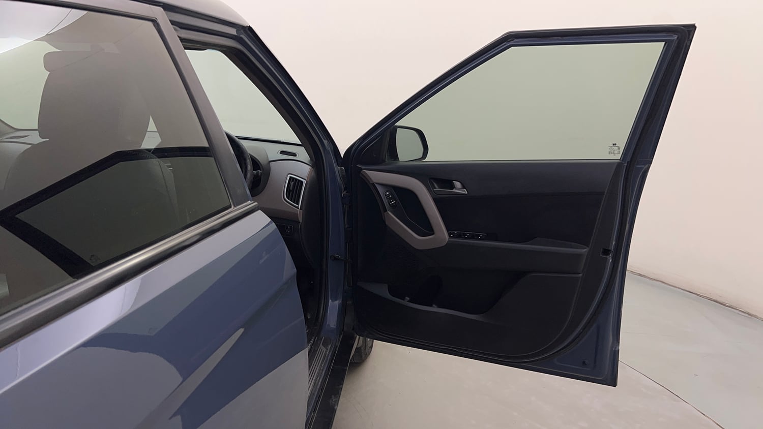 Used 2017 Hyundai Creta 1.6 SX Plus AT Petrol Petrol Automatic interior RIGHT FRONT DOOR OPEN VIEW