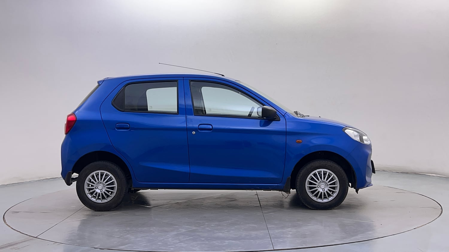 Used 2023 Maruti Suzuki Alto K10 VXi Plus AGS Petrol Automatic exterior RIGHT SIDE VIEW
