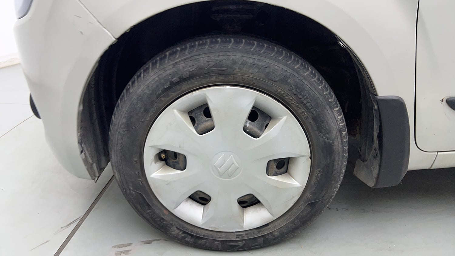 Used 2022 Maruti Suzuki Wagon R VXI 1.0 CNG Cng Manual tyres LEFT FRONT TYRE RIM VIEW