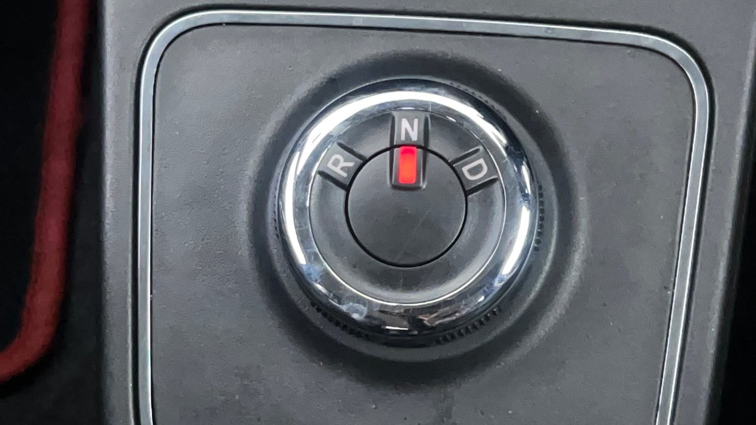 Used 2025 Renault Kwid RXT 1.0L AMT Petrol Automatic interior GEAR  KNOB VIEW