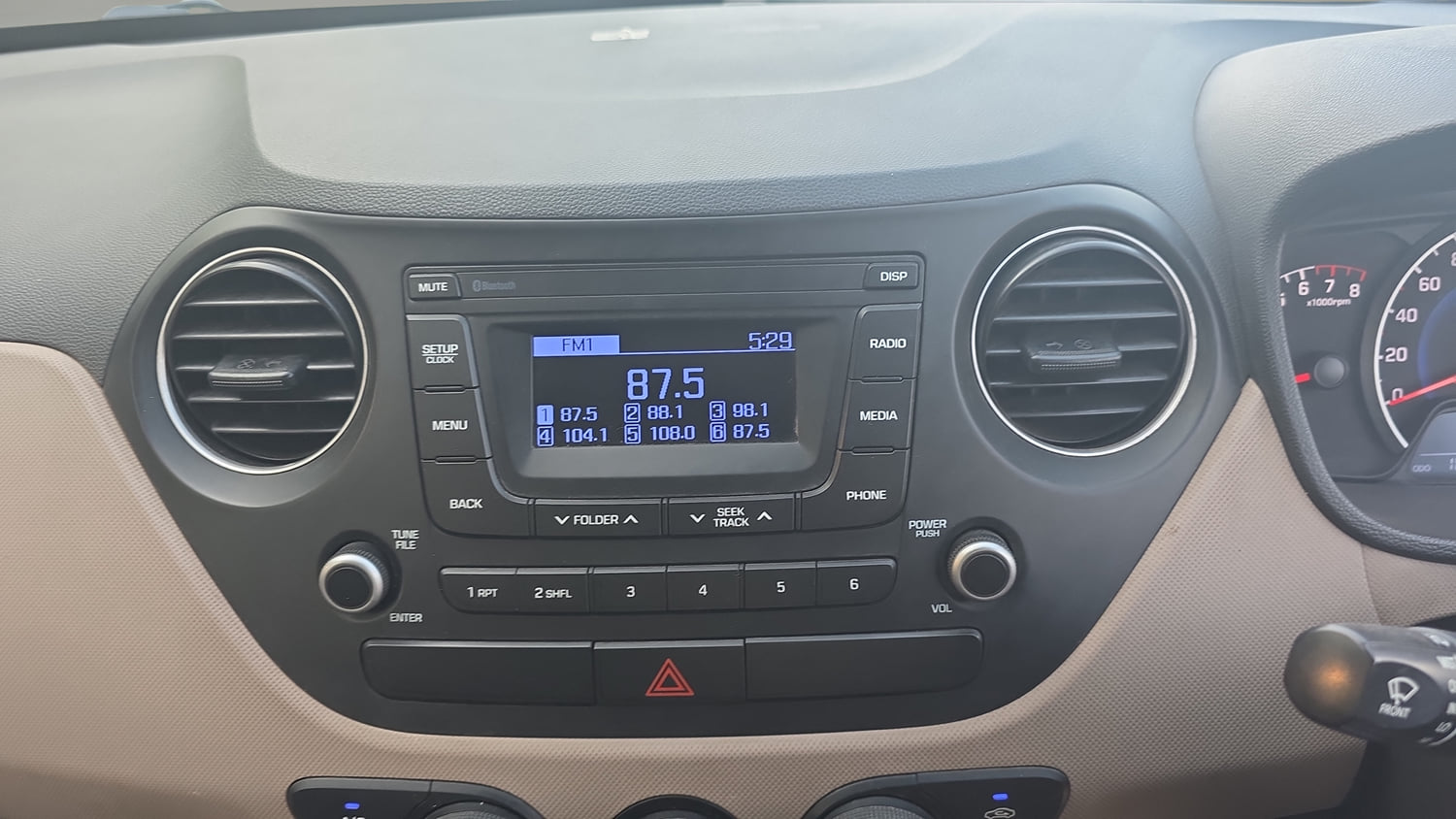Used 2018 Hyundai Grand i10 Magna 1.2 Kappa VTVT Petrol Manual interior MUSIC SYSTEM & AC CONTROL VIEW