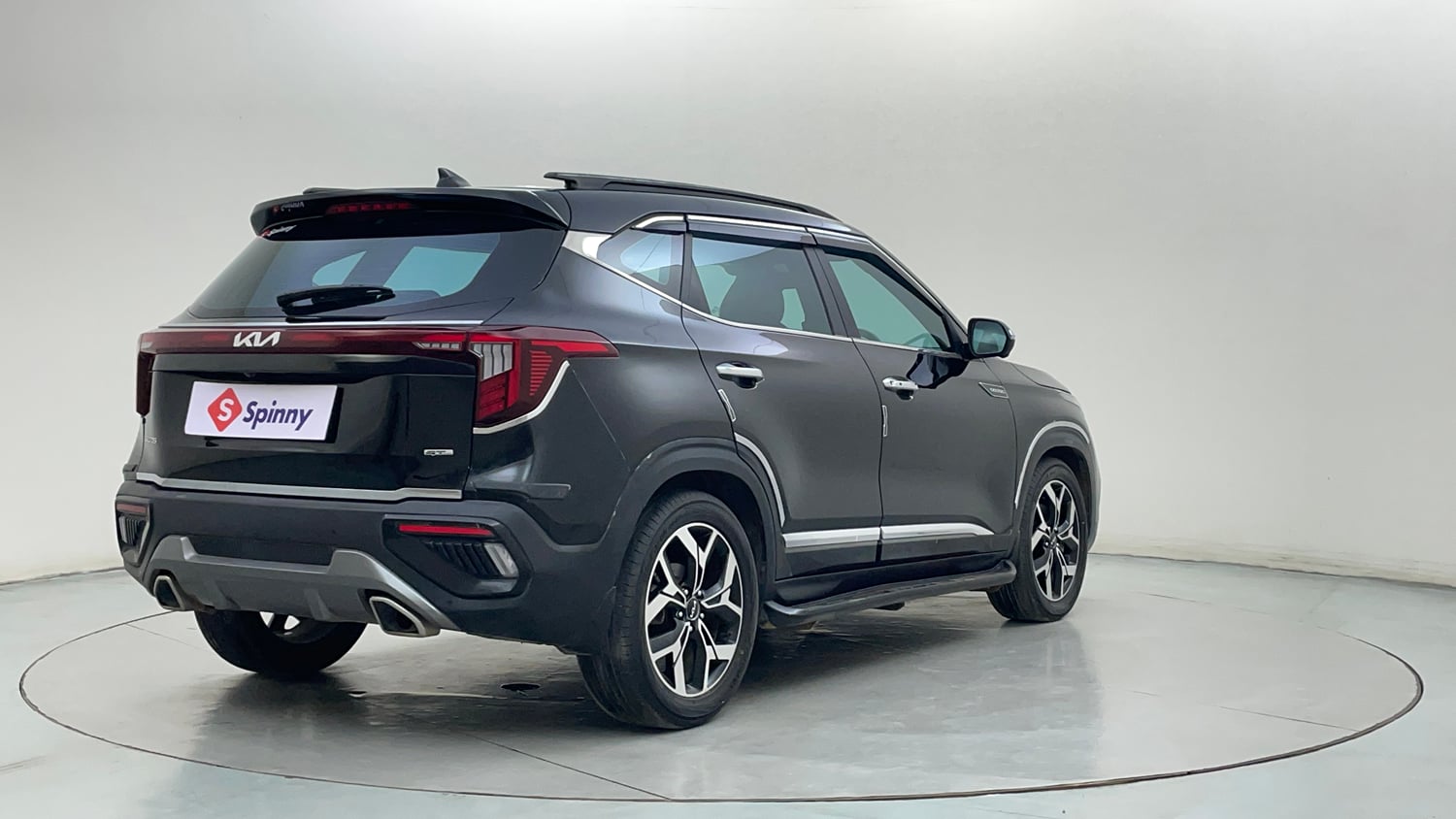 Used 2023 Kia Seltos GTX Plus 1.5 Turbo Petrol DCT Petrol Automatic exterior RIGHT REAR CORNER VIEW