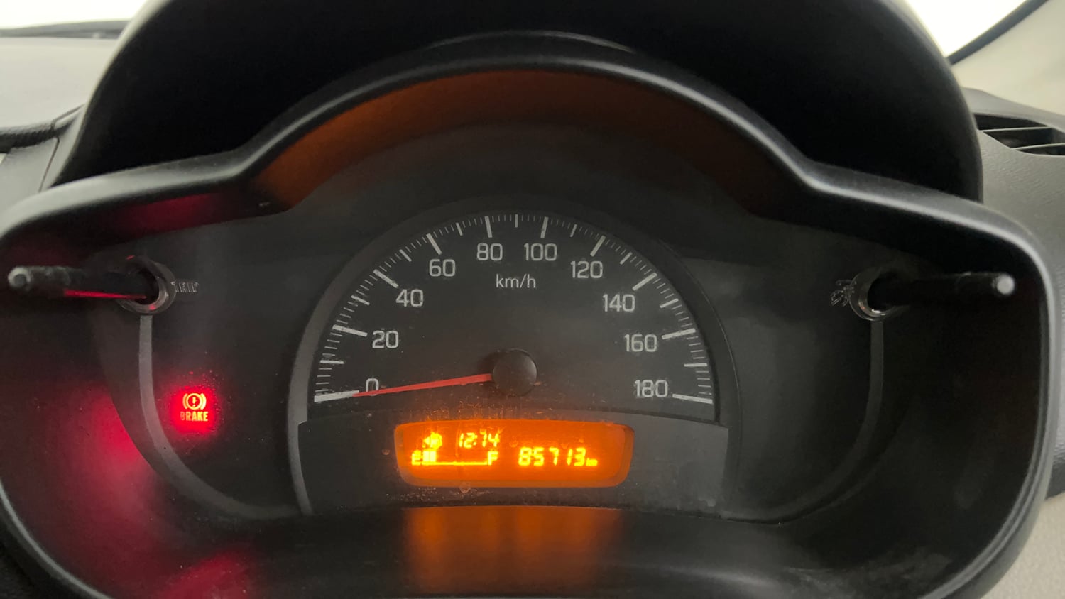 Used 2014 Maruti Suzuki Celerio VXi Petrol Manual interior CLUSTERMETER VIEW