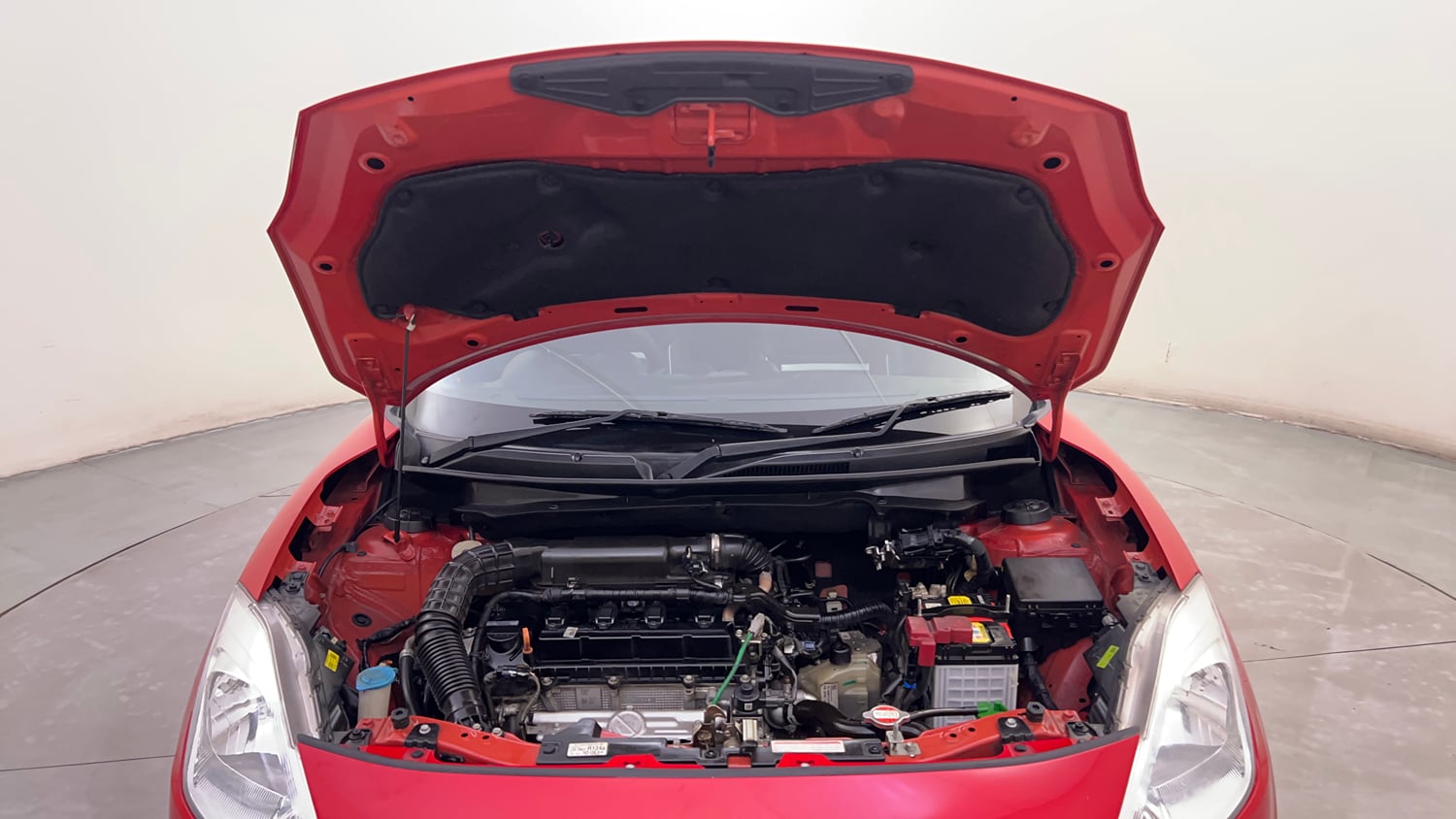 Used 2023 Maruti Suzuki Swift VXi AMT Petrol Automatic engine ENGINE & BONNET OPEN FRONT VIEW