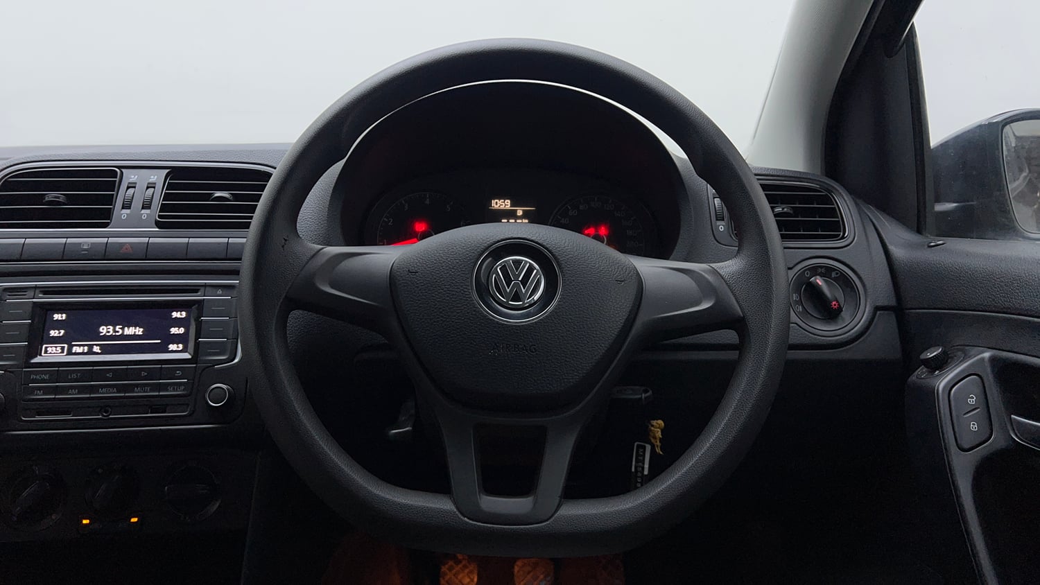 Used 2021 Volkswagen Polo Comfortline 1.0L MPI Petrol Manual interior STEERING VIEW