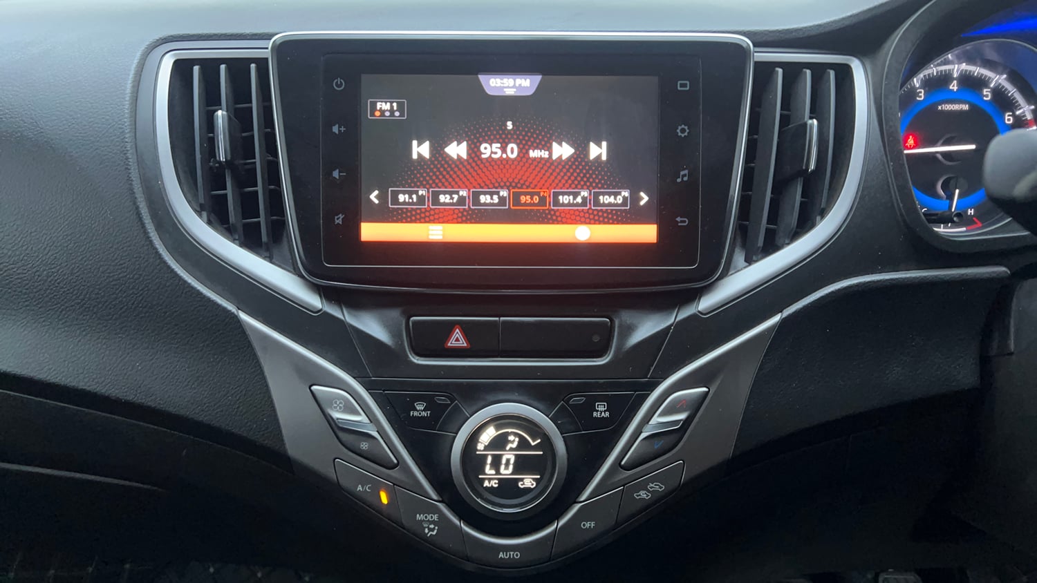 Used 2021 Maruti Suzuki Baleno Zeta Petrol Manual interior MUSIC SYSTEM & AC CONTROL VIEW