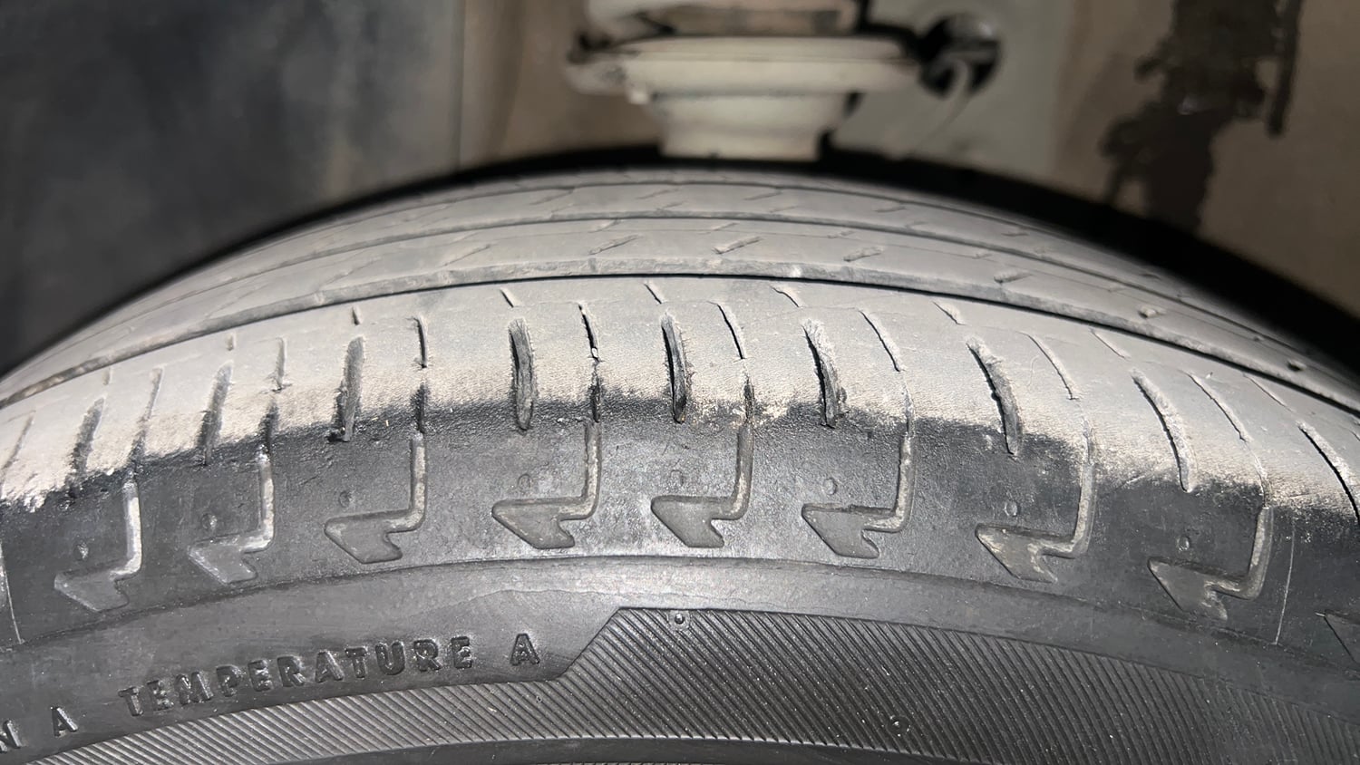 Used 2021 Maruti Suzuki Ignis Zeta 1.2 MT Petrol Manual tyres LEFT FRONT TYRE TREAD VIEW